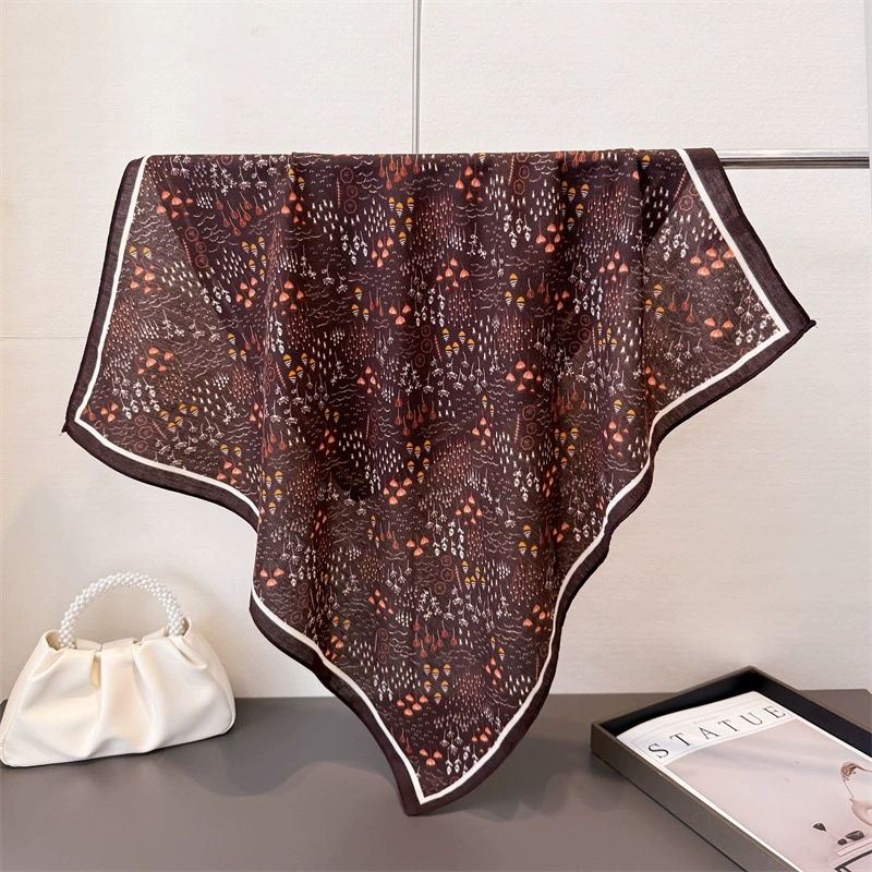 Vintage Fashion Hijab - 68 cm Küçük Kare Kadınsı Eşarp