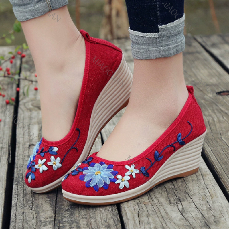 İşlemeli Kadın Konforlu Platfo - Vintage Fashion Heels incelemesi ve fiyatı